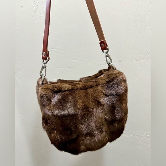 Natural Brown Handmade Real Mink Fur Half Moon Shoulder Bag/Crossbody - Picture 11 of 16